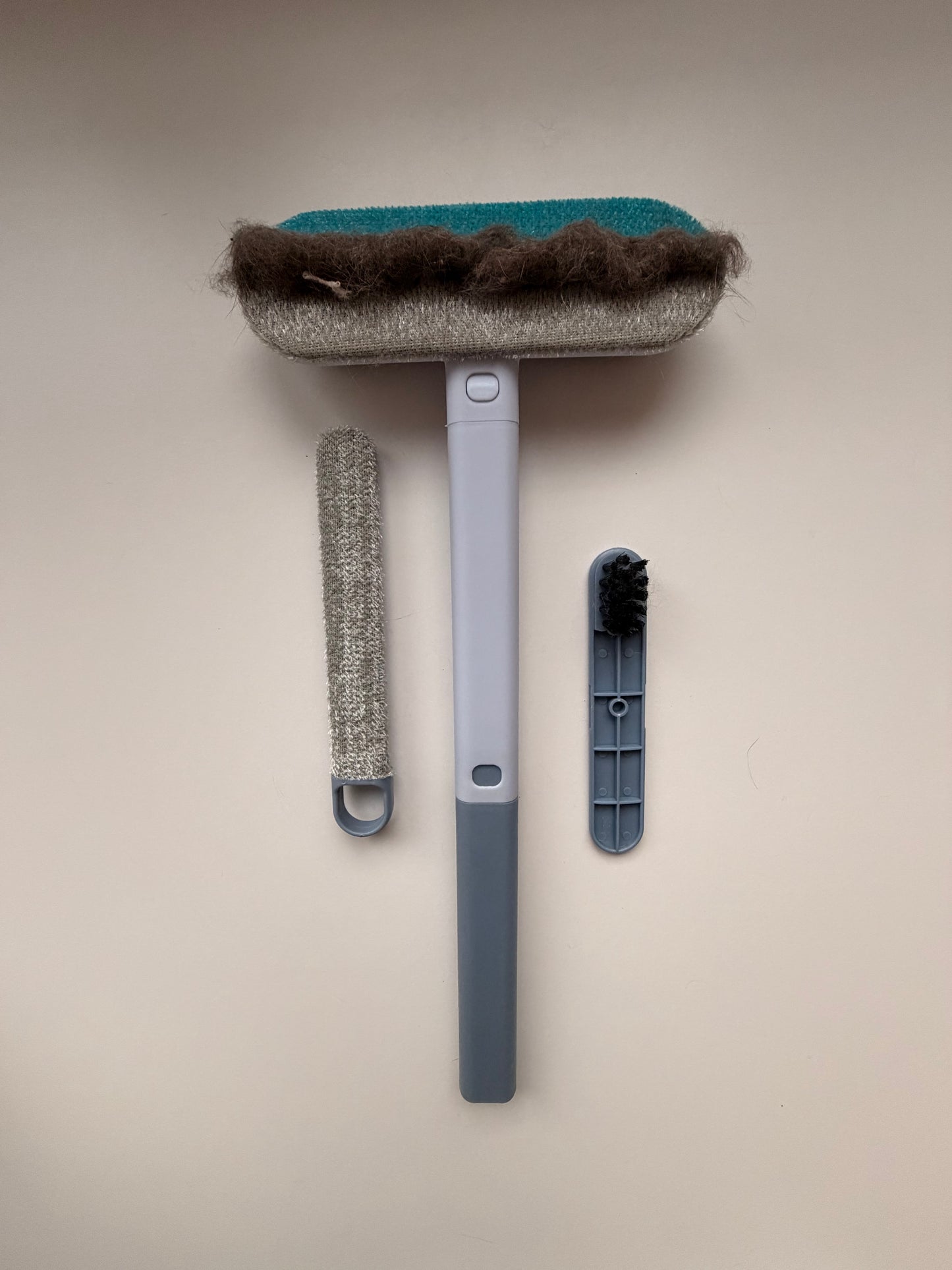 FREE Long Handle Pet Hair Remover